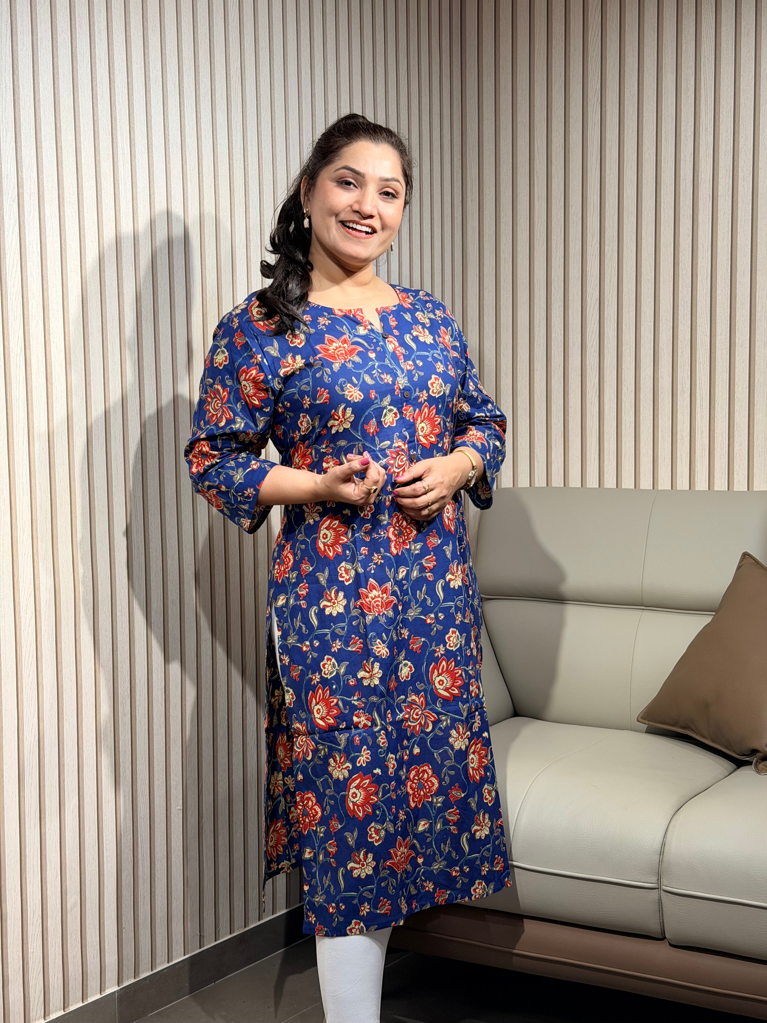 Midnight Bloom Kurti